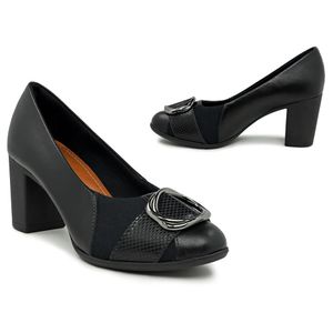 scarpin preto com fivela