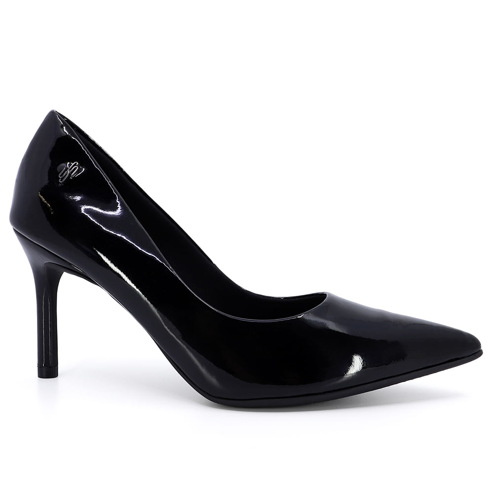 Scarpin Bico Fino Verniz Preto