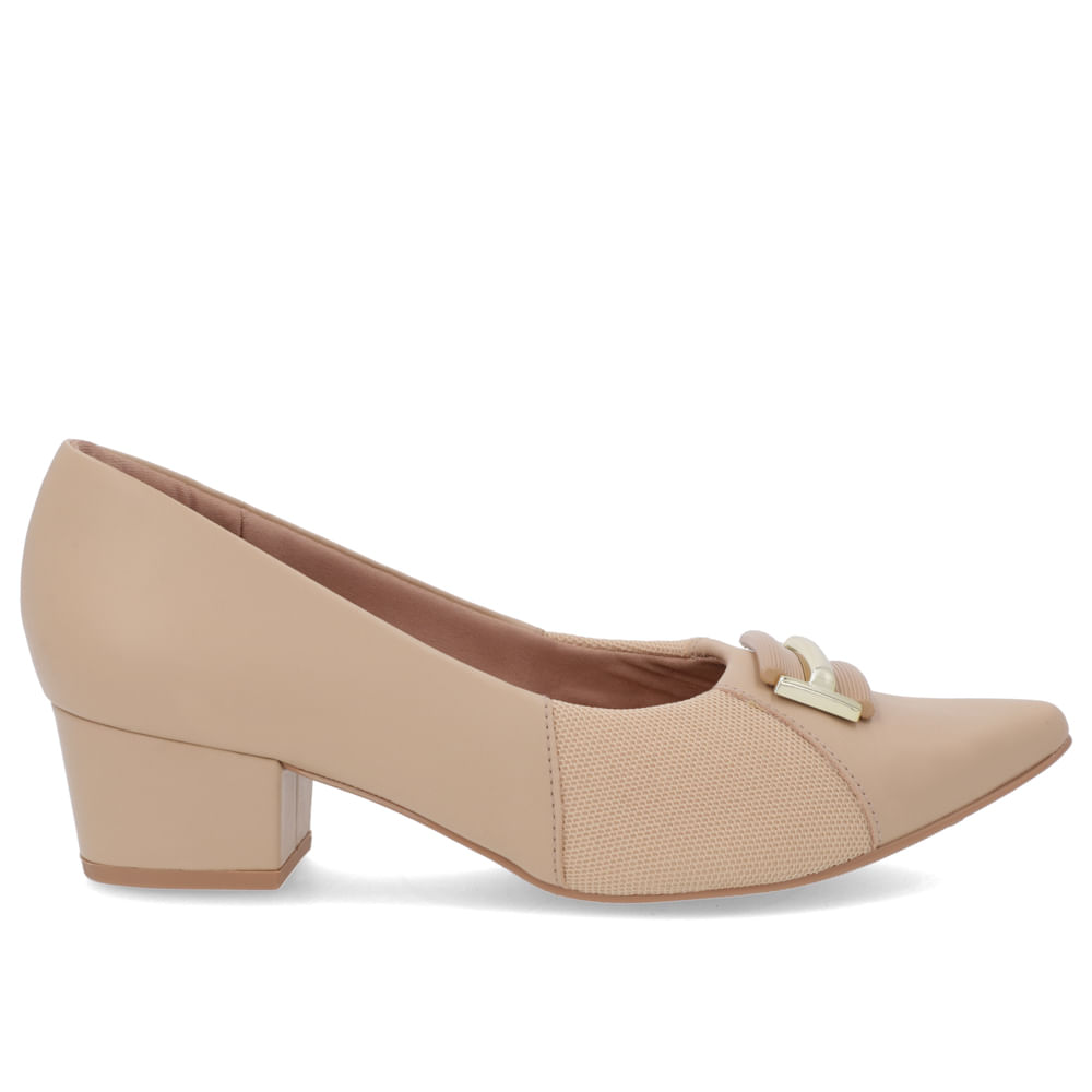 Scarpin Bico Fino Couro Bege Detalhe Tecido
