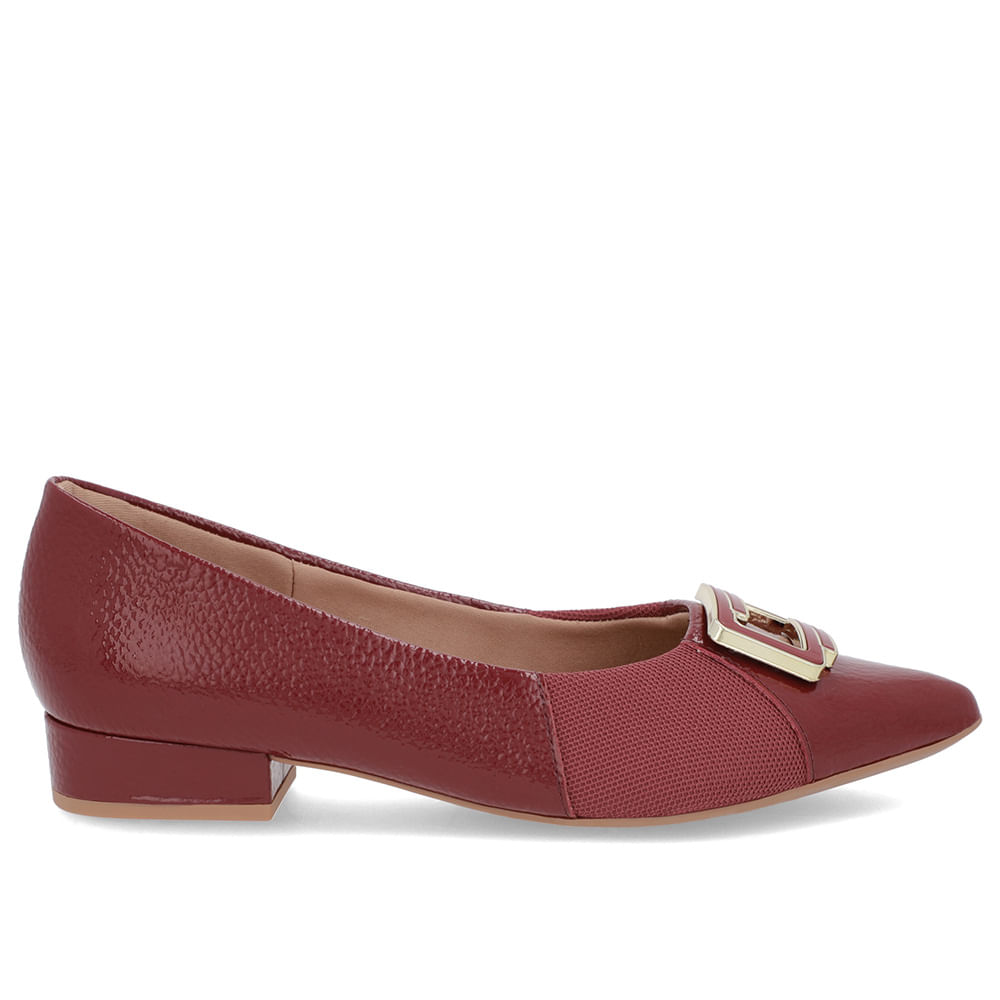 Scarpin Vermelho Verniz Bico Fino Enfeite
