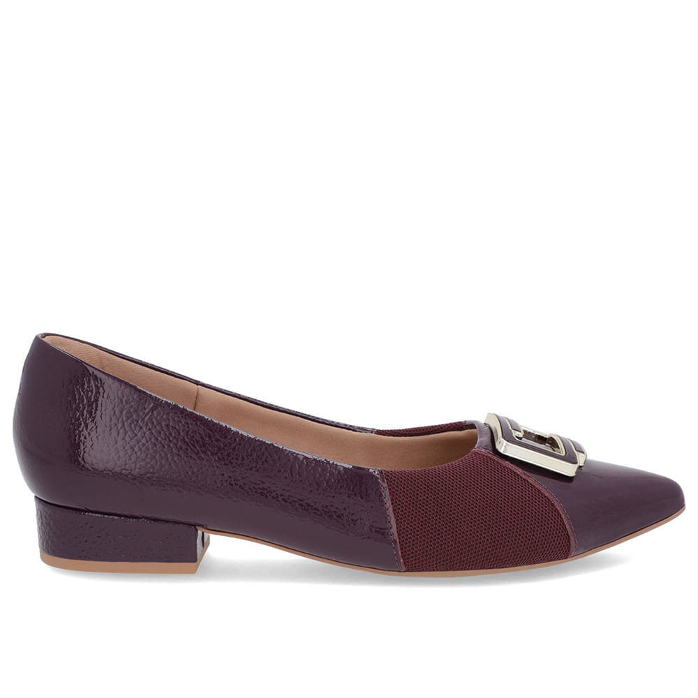 Scarpin Roxo Verniz Bico Fino Enfeite