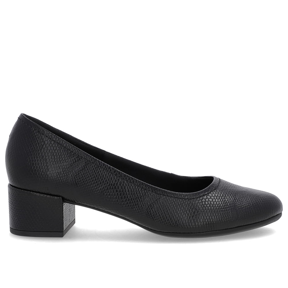 Scarpin Preto Couro Bico Redondo Básico