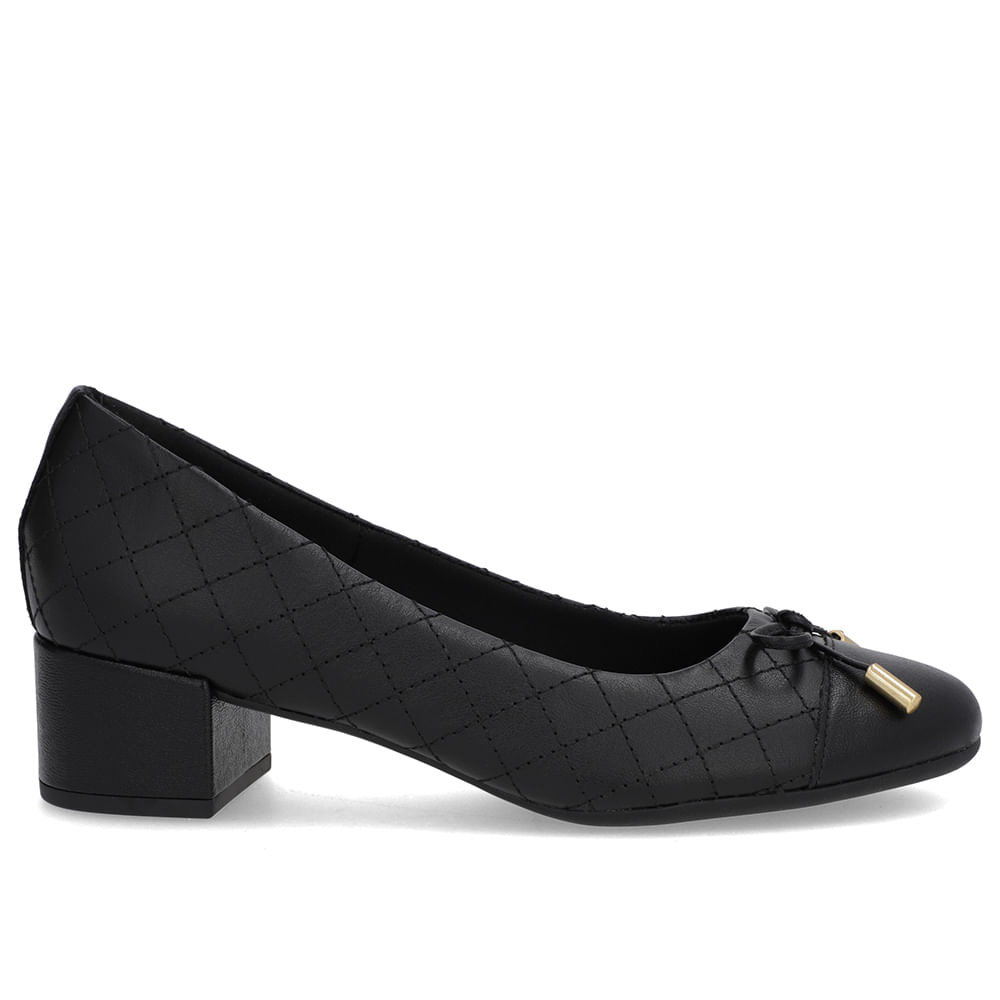 Scarpin Preto Couro Matelassê