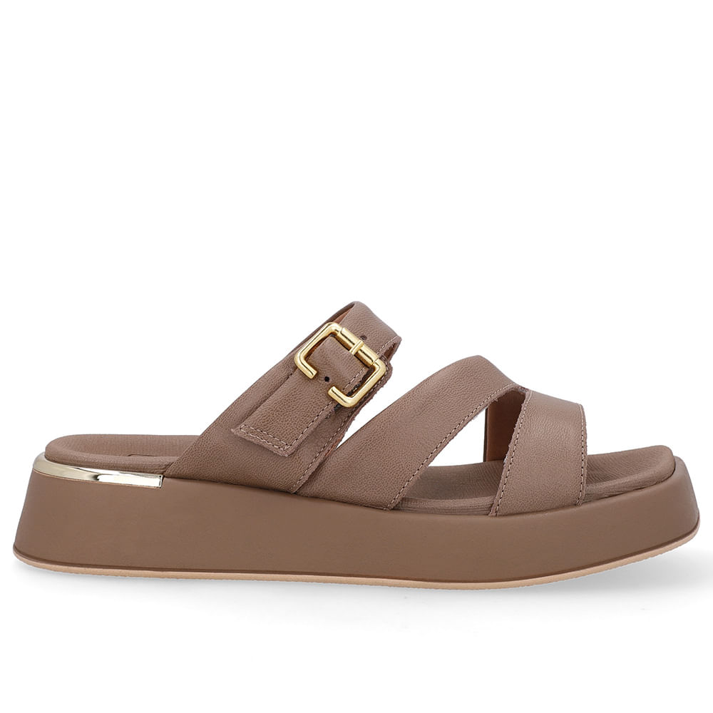 Tamanco Couro Marrom Fendi Detalhe Fivela