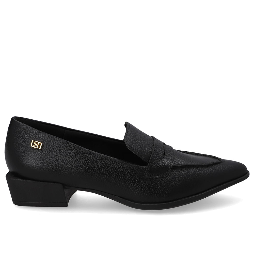 Loafer Couro Preto Bico Fino