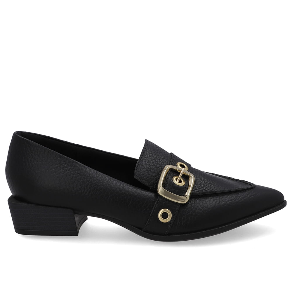 Loafer Couro Preto Bico Fino Tira Ilhós