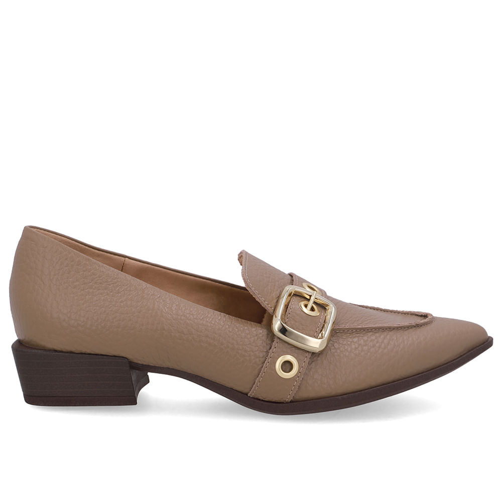 Loafer Couro Marrom Bico Fino Tira Ilhós