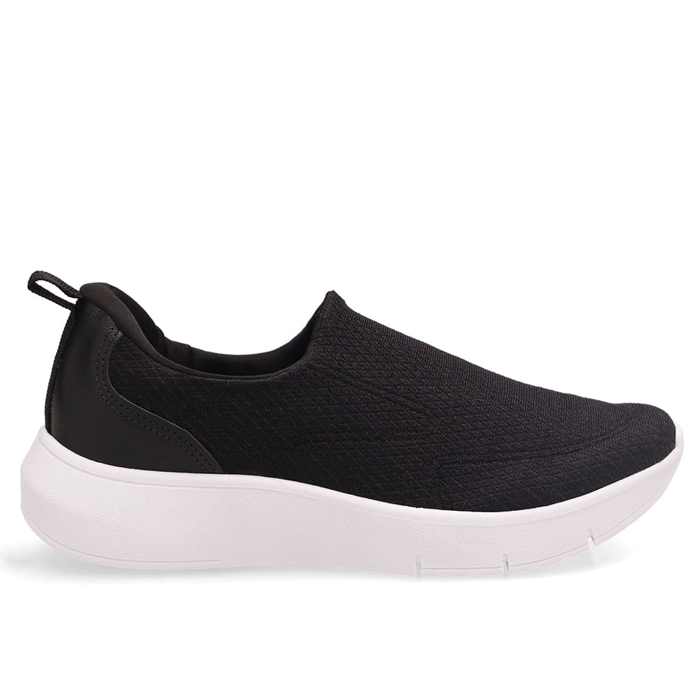 Tênis Preto Slip On Em Tecido e Couro