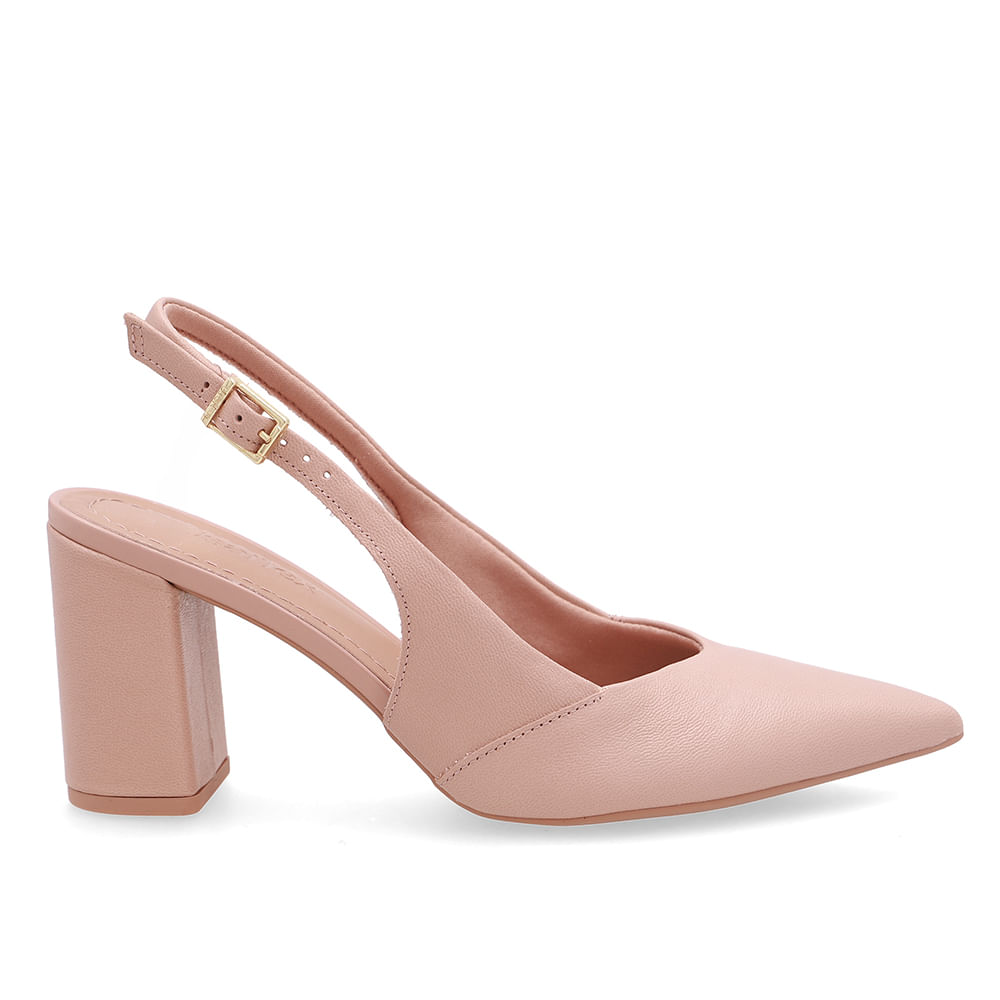Slingback Salto Bloco Em Couro Marrom Texturizado Com Bico Fino